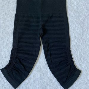 Lululemon cropped leggings